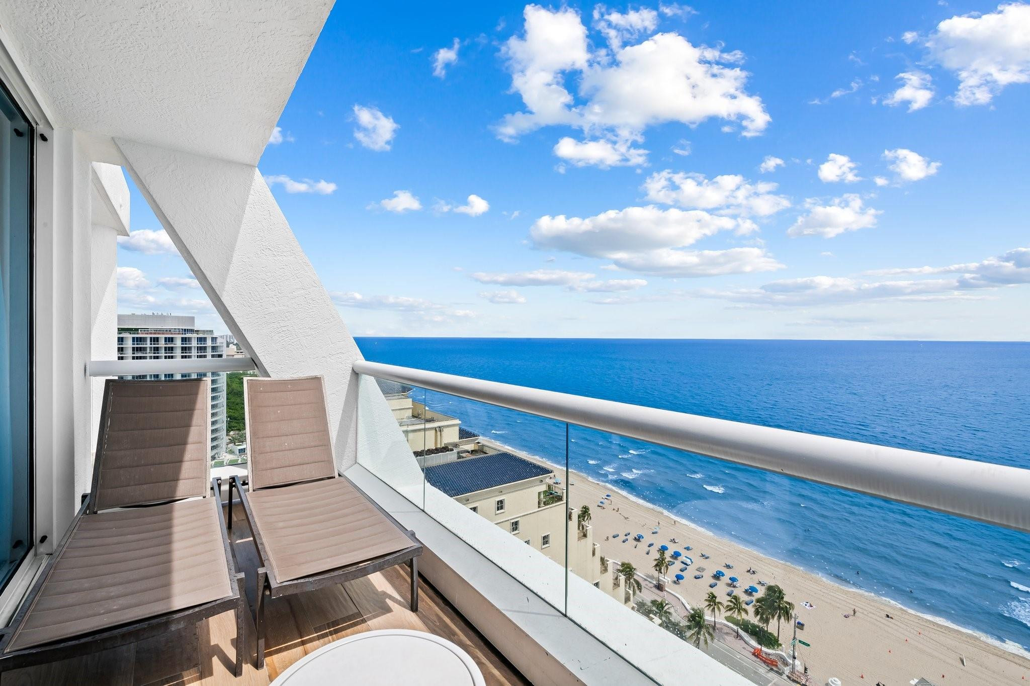 551 N Beach Blvd R2017