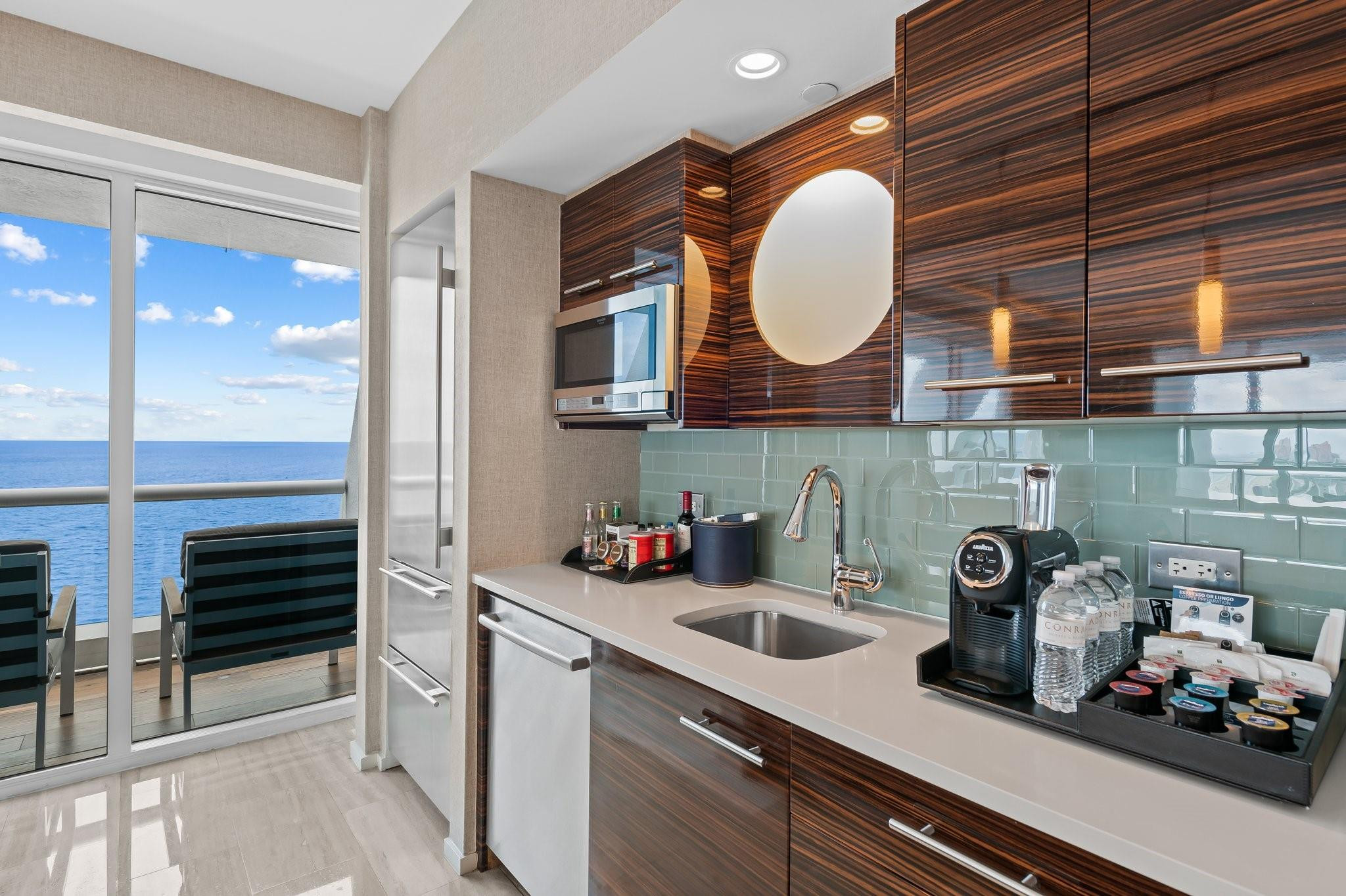 551 N Beach Blvd R2017