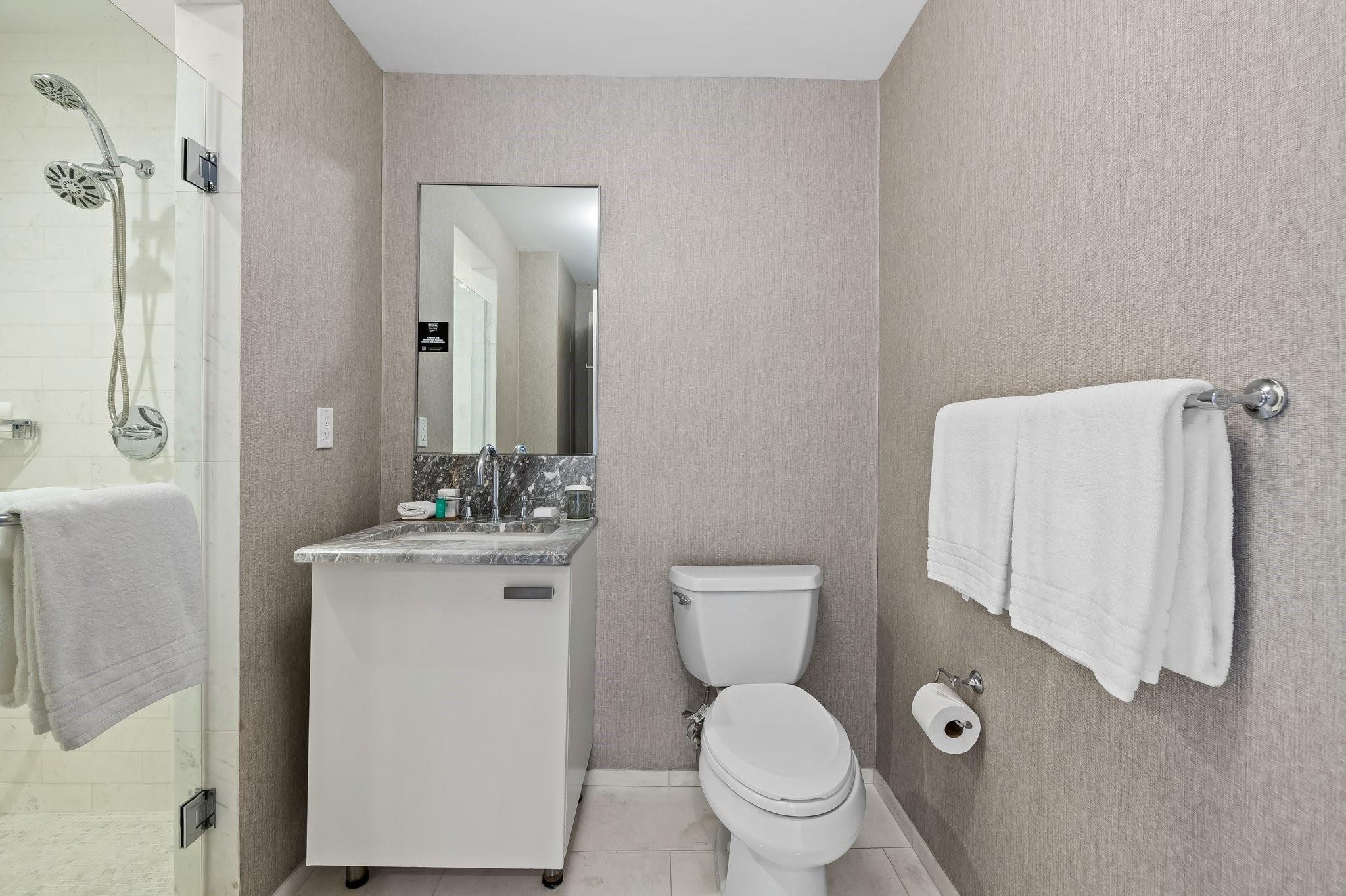 551 N Beach Blvd R2017