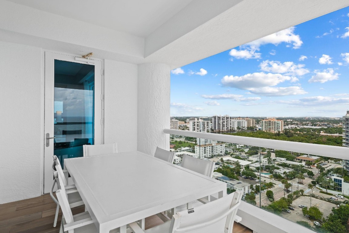 551 N Beach Blvd R2017