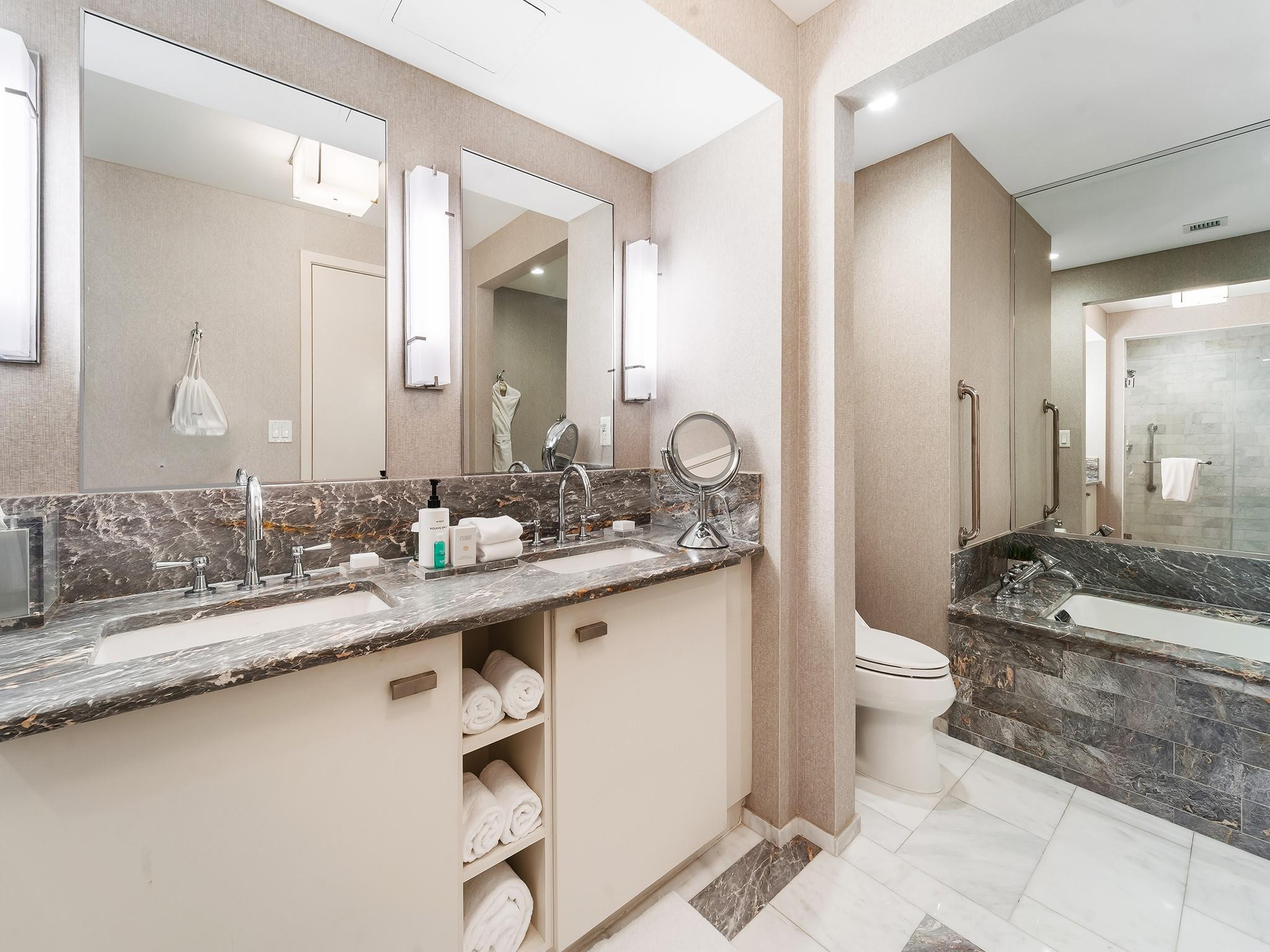 551 N Beach Blvd H1016