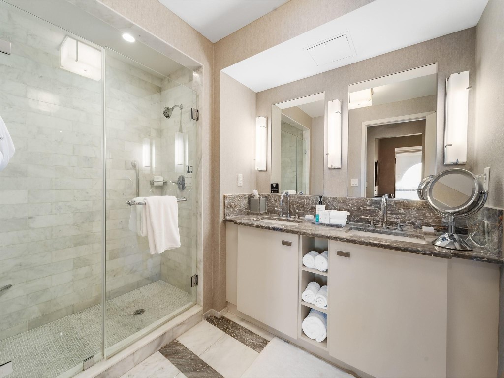 551 N Beach Blvd H1016