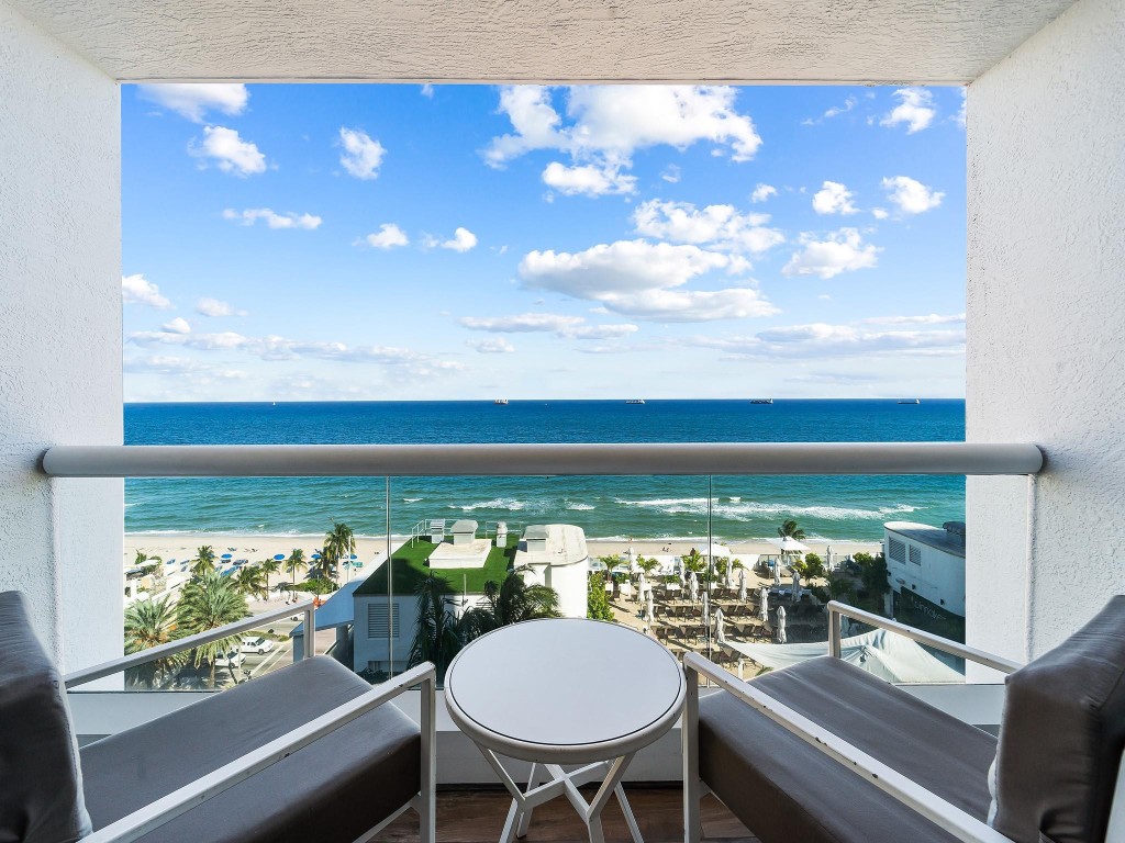 551 N Beach Blvd H1016