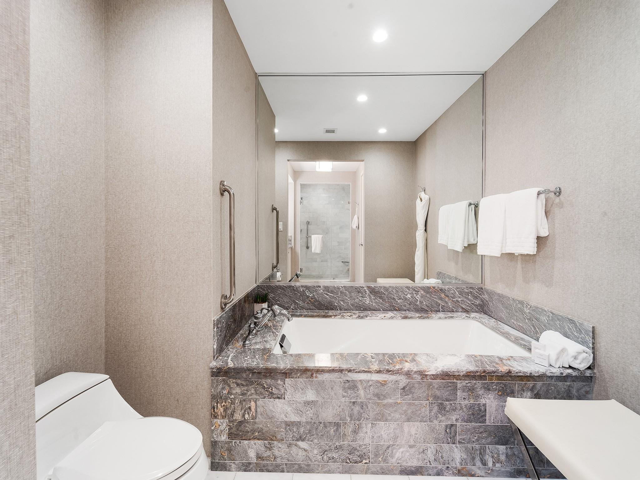 551 N Beach Blvd H1016