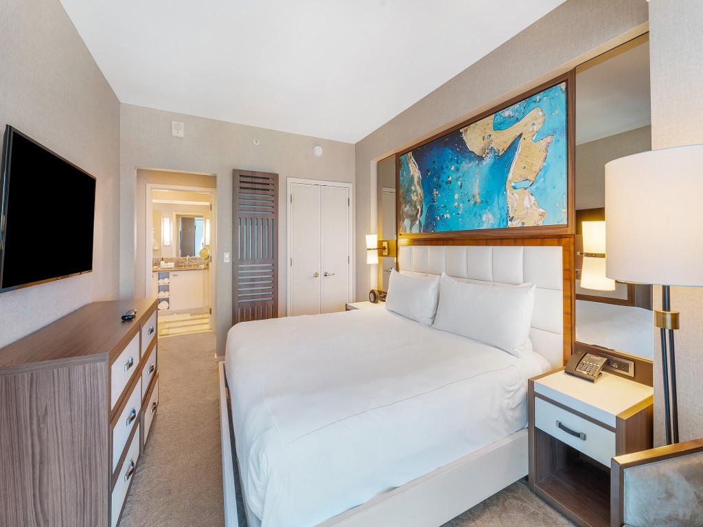 551 N Beach Blvd H1016