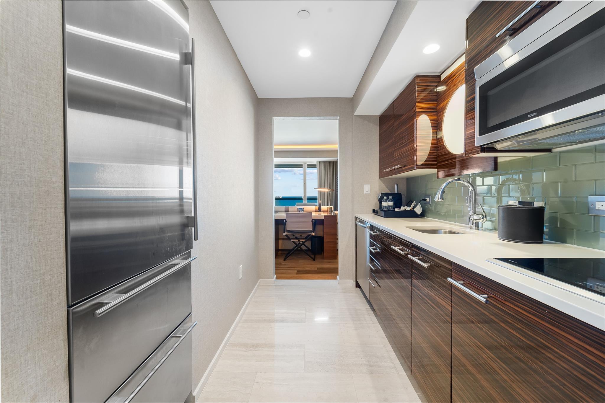 551 N Beach Blvd H1716