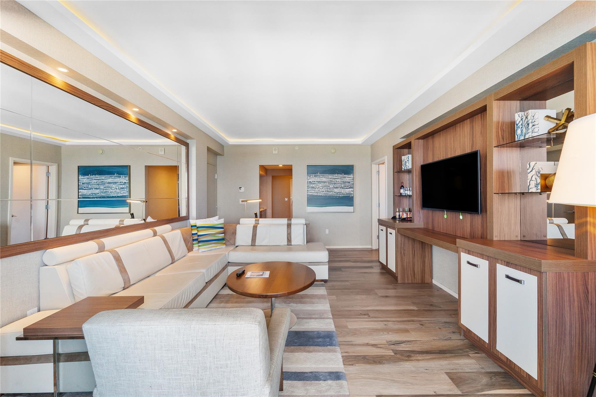 551 N Beach Blvd H1716