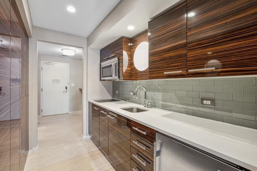 551 N Beach Blvd H1607