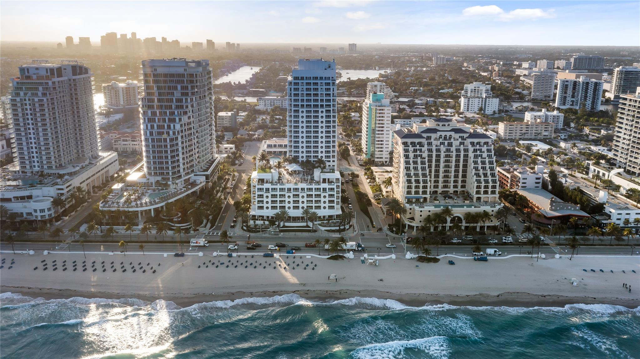 551 N Beach Blvd R2211