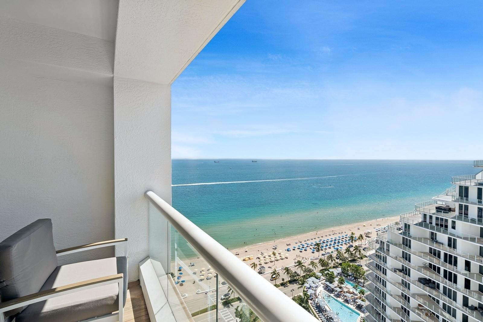 551 N Beach Blvd R2211