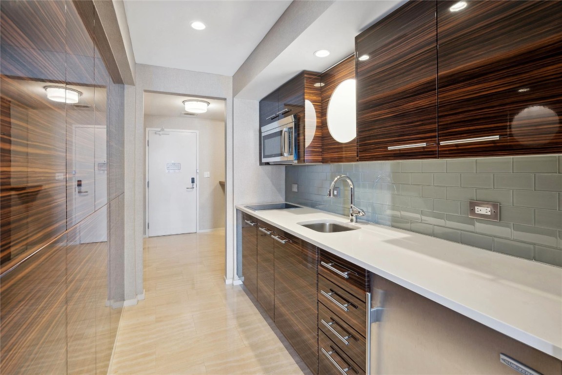 551 N Beach Blvd H1712