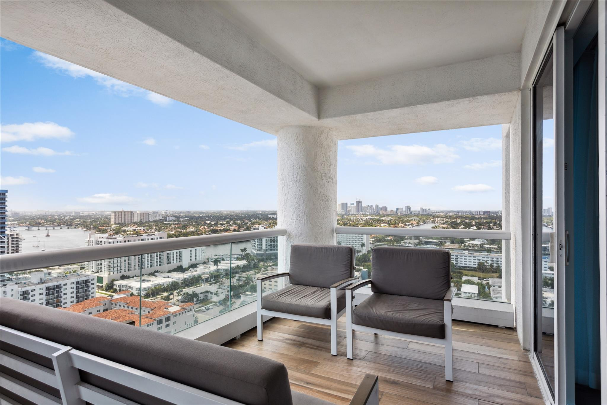 551 N Beach Blvd 2305