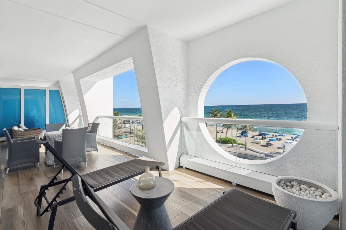 551 N Beach Blvd R304