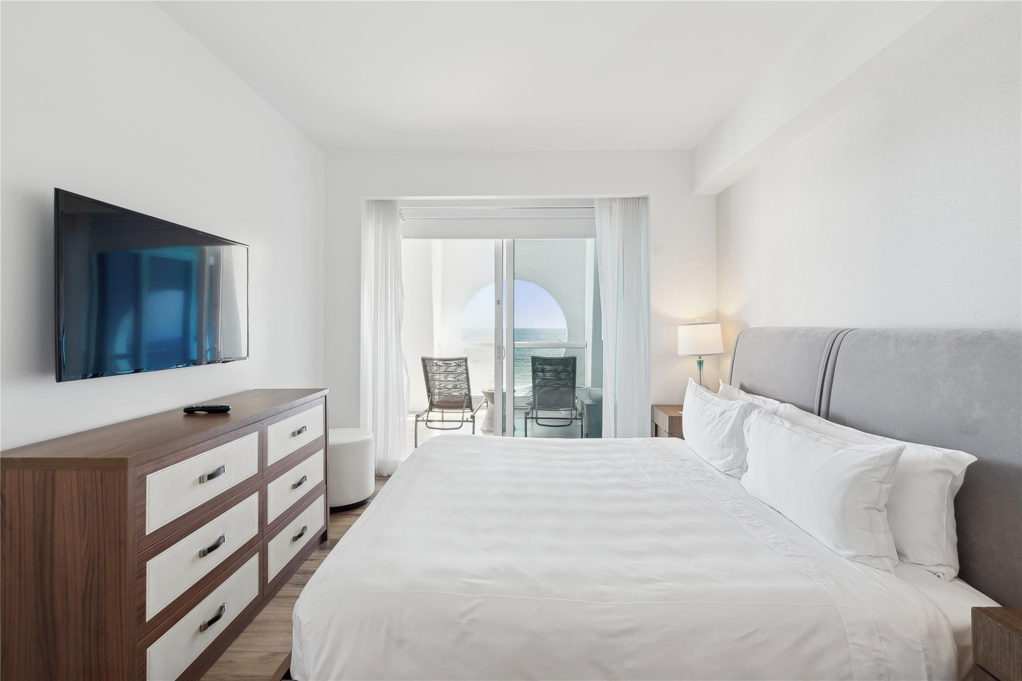 551 N Beach Blvd R304