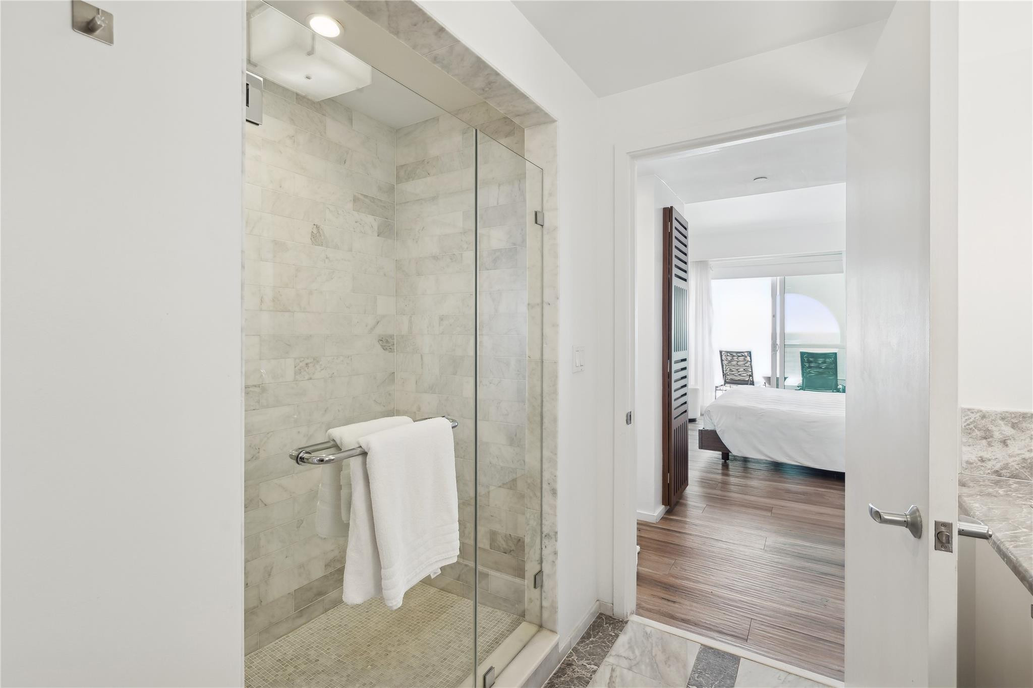 551 N Beach Blvd R304