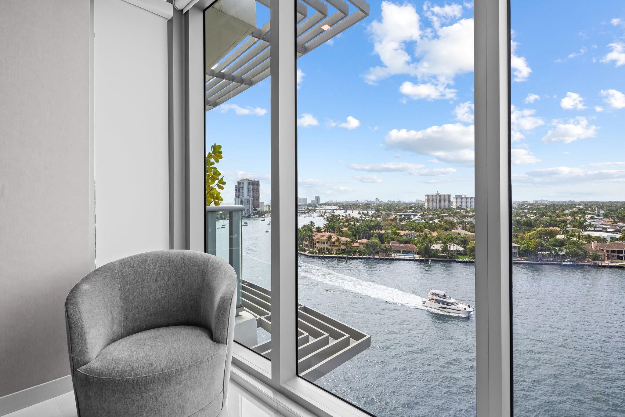 435 Bayshore Dr PH3