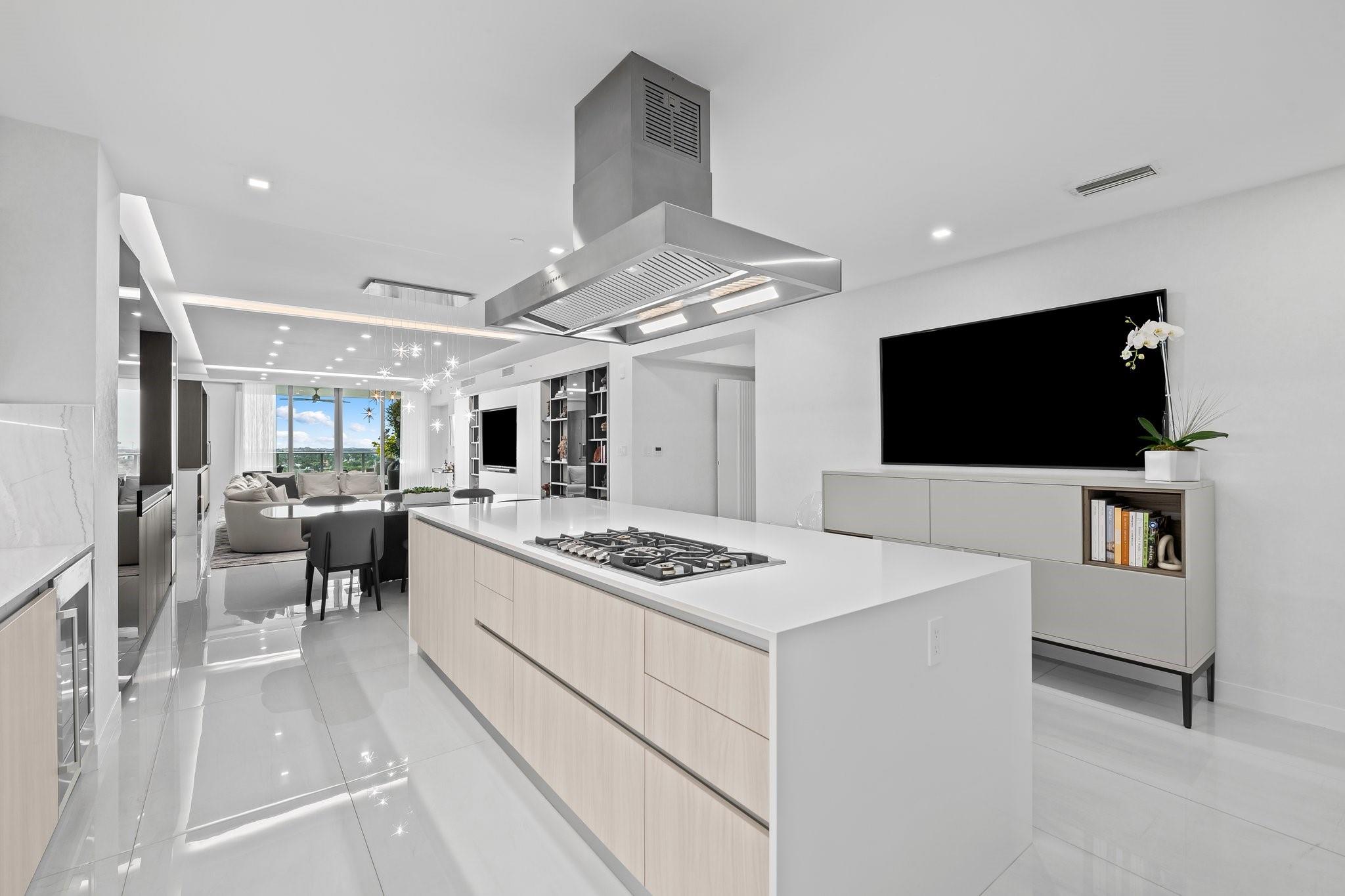 435 Bayshore Dr PH3