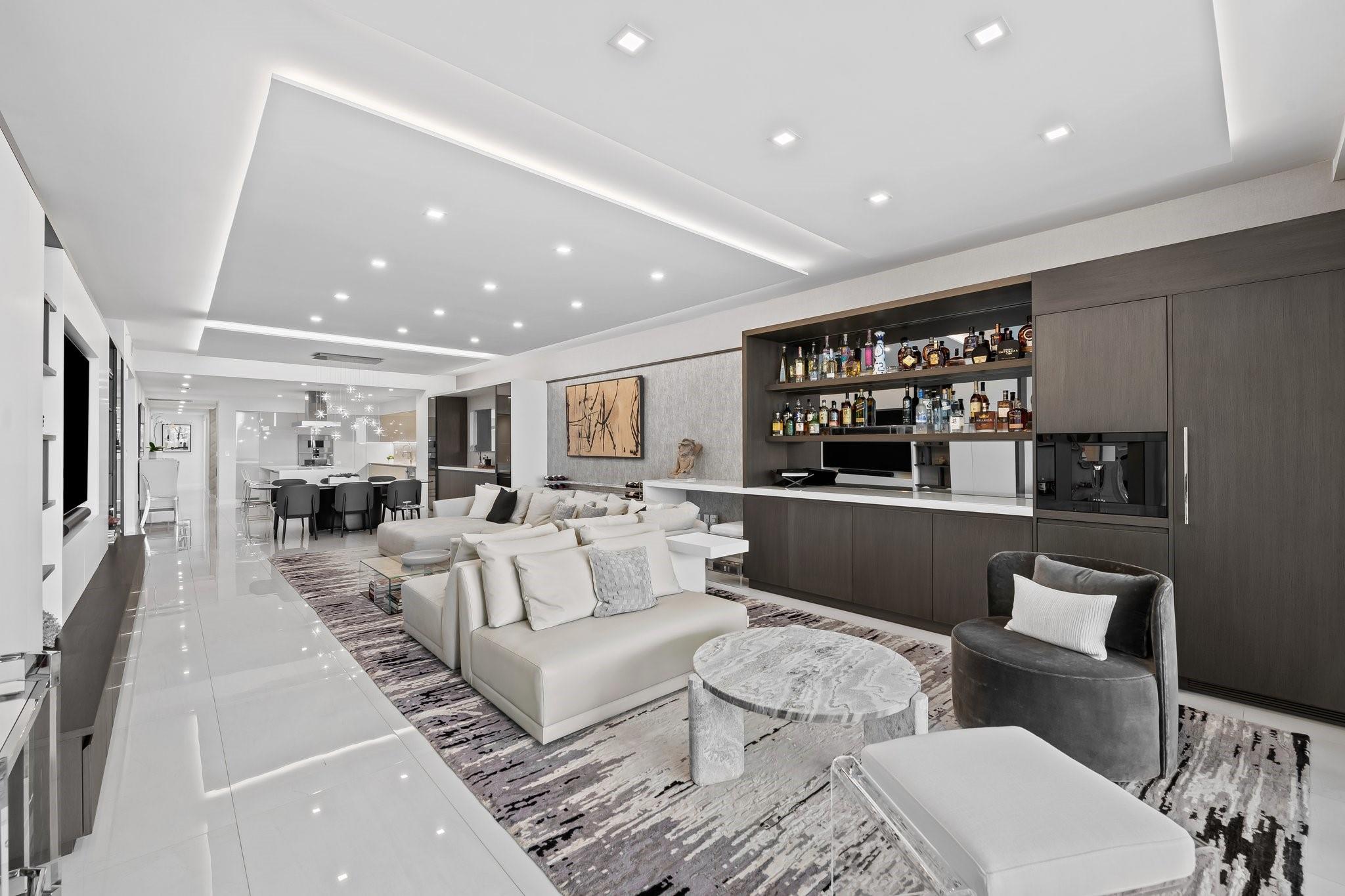 435 Bayshore Dr PH3