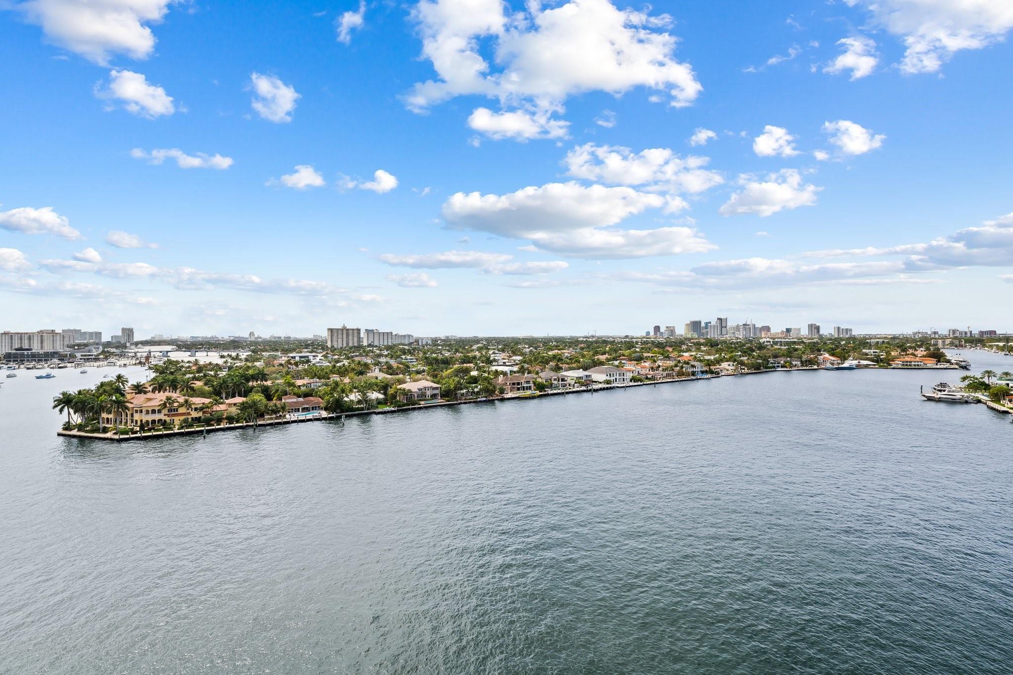 435 Bayshore Dr PH3