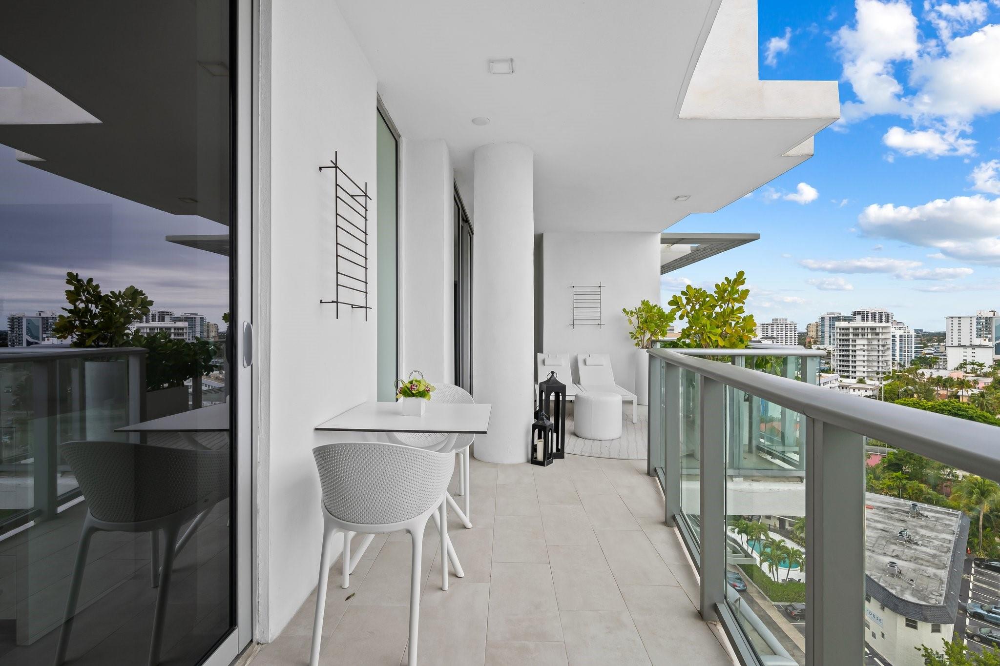 435 Bayshore Dr PH3