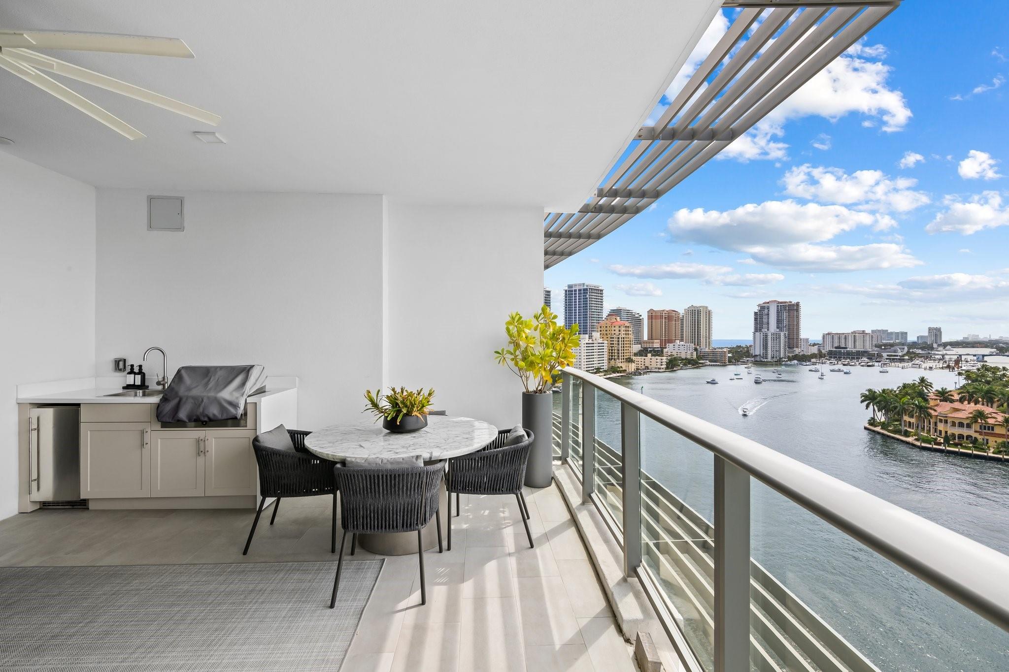 435 Bayshore Dr PH3