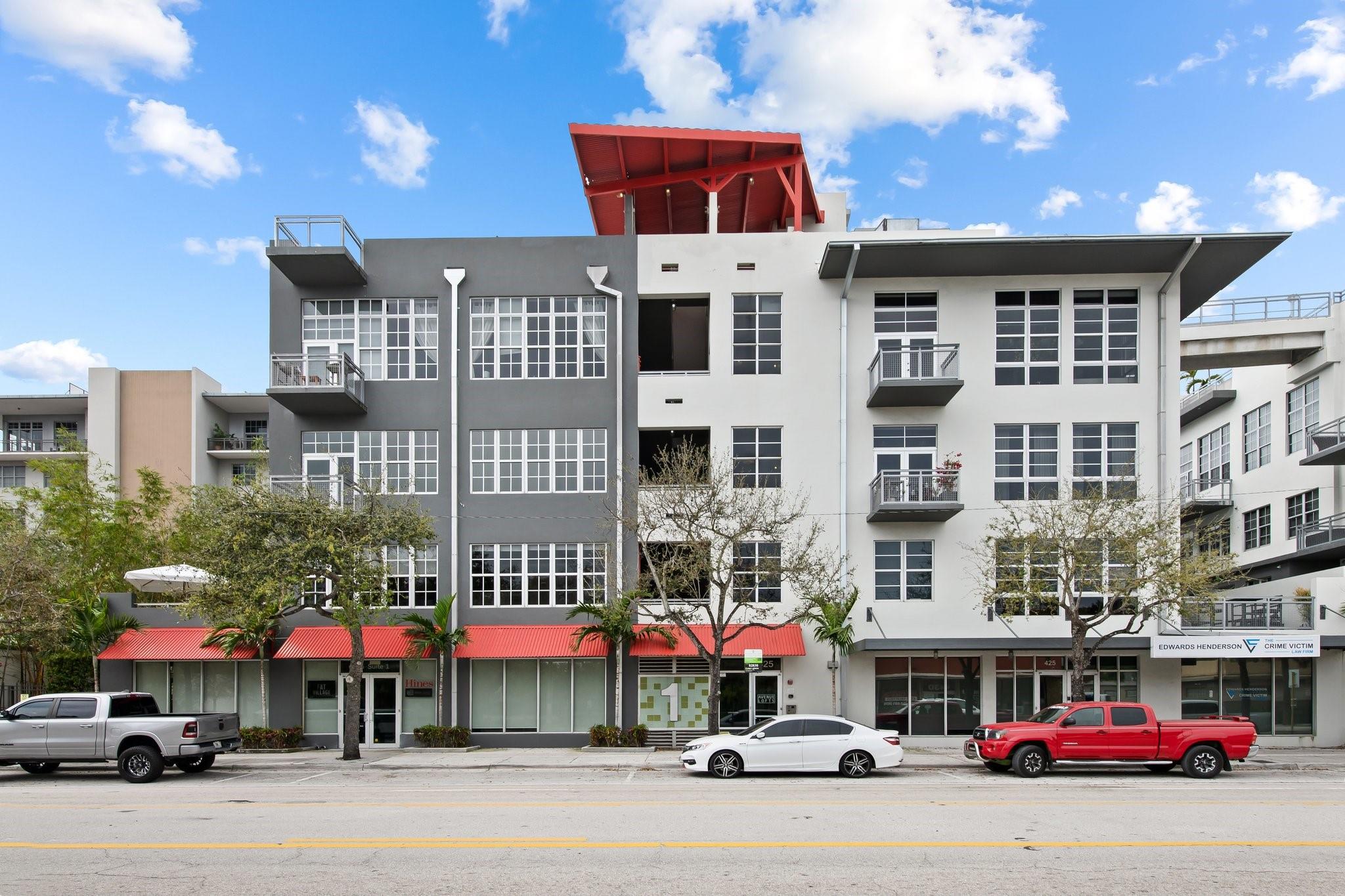 425 N Andrews Ave 206