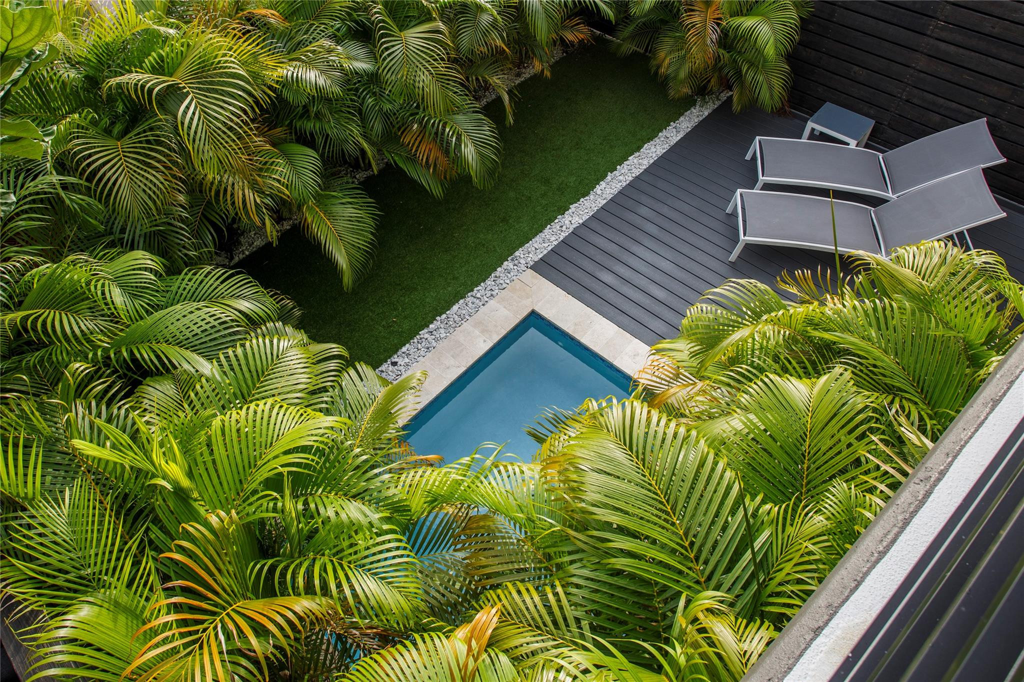 1044 N Victoria Park Rd