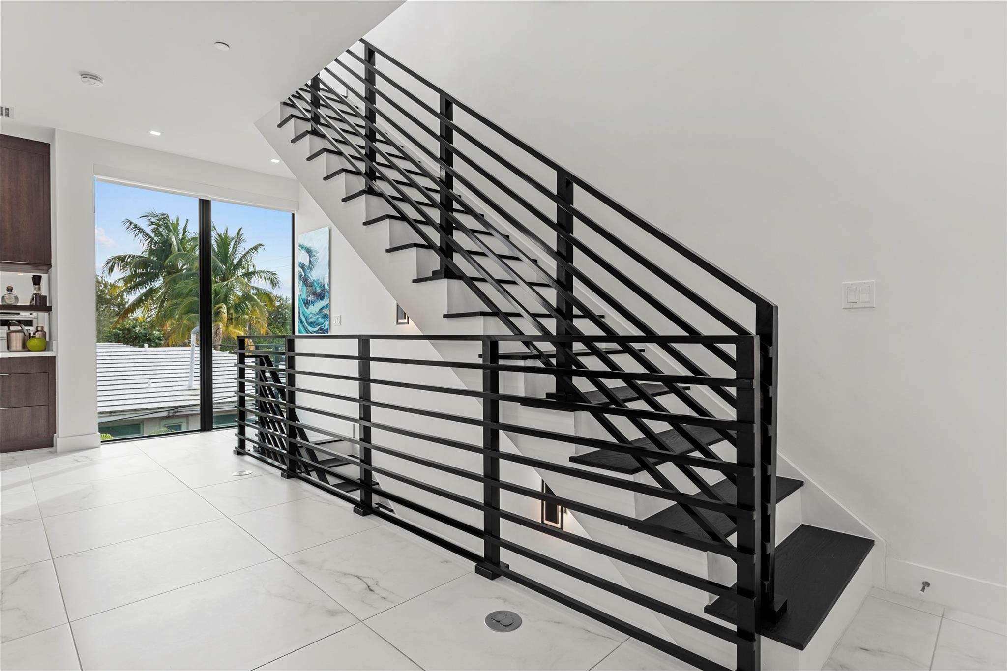 1044 N Victoria Park Rd