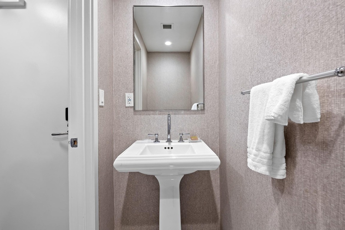 551 N Beach Blvd H1217