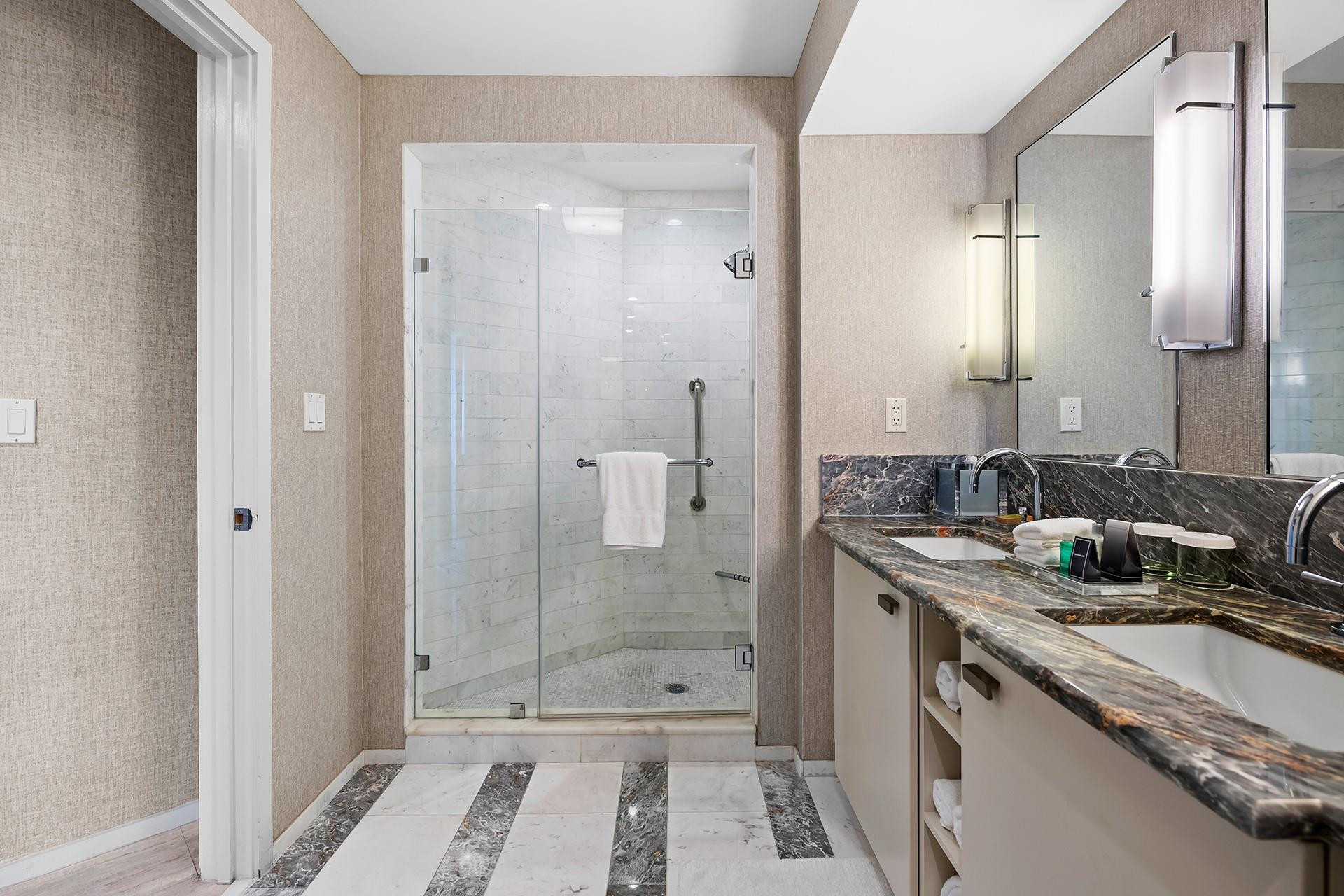 551 N Beach Blvd H1217