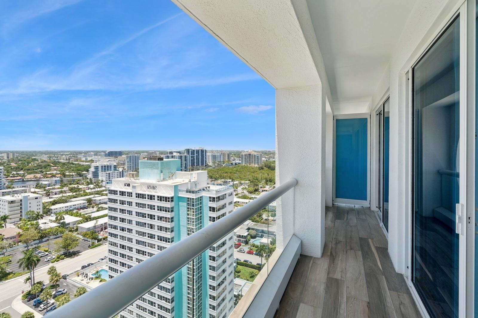 551 N Beach Blvd R1902