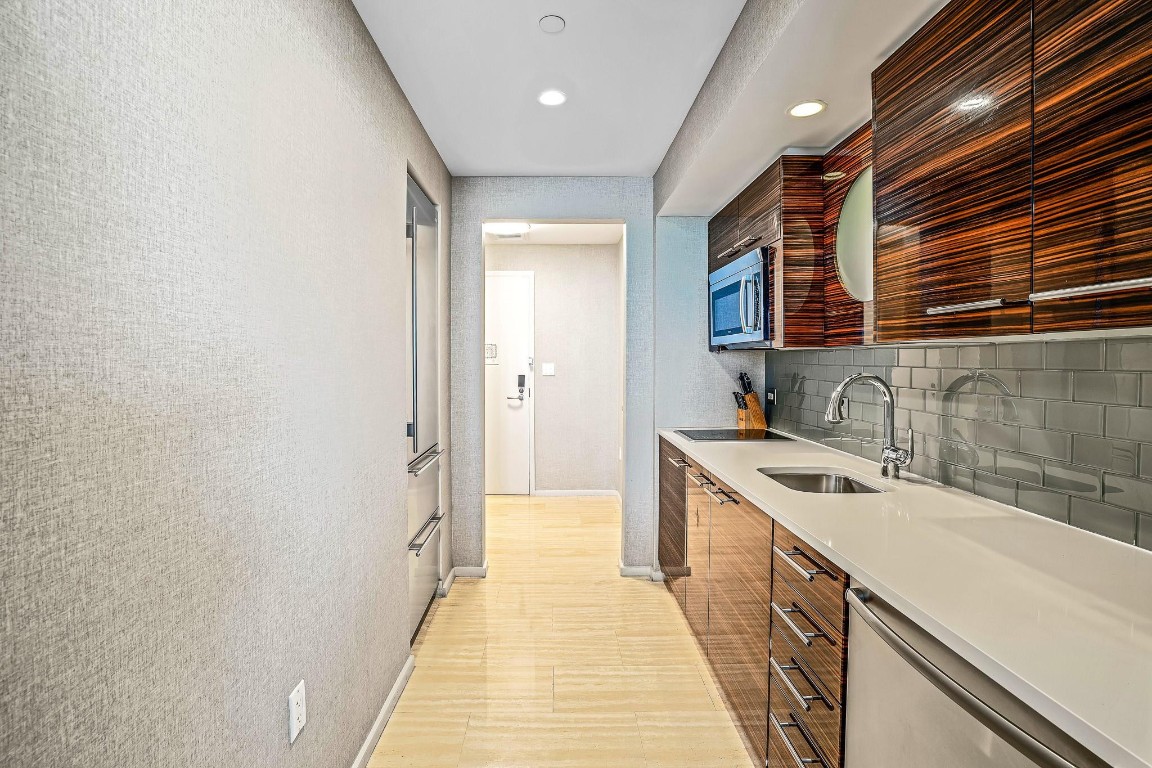 551 N Fort Lauderdale Beach Blvd H803