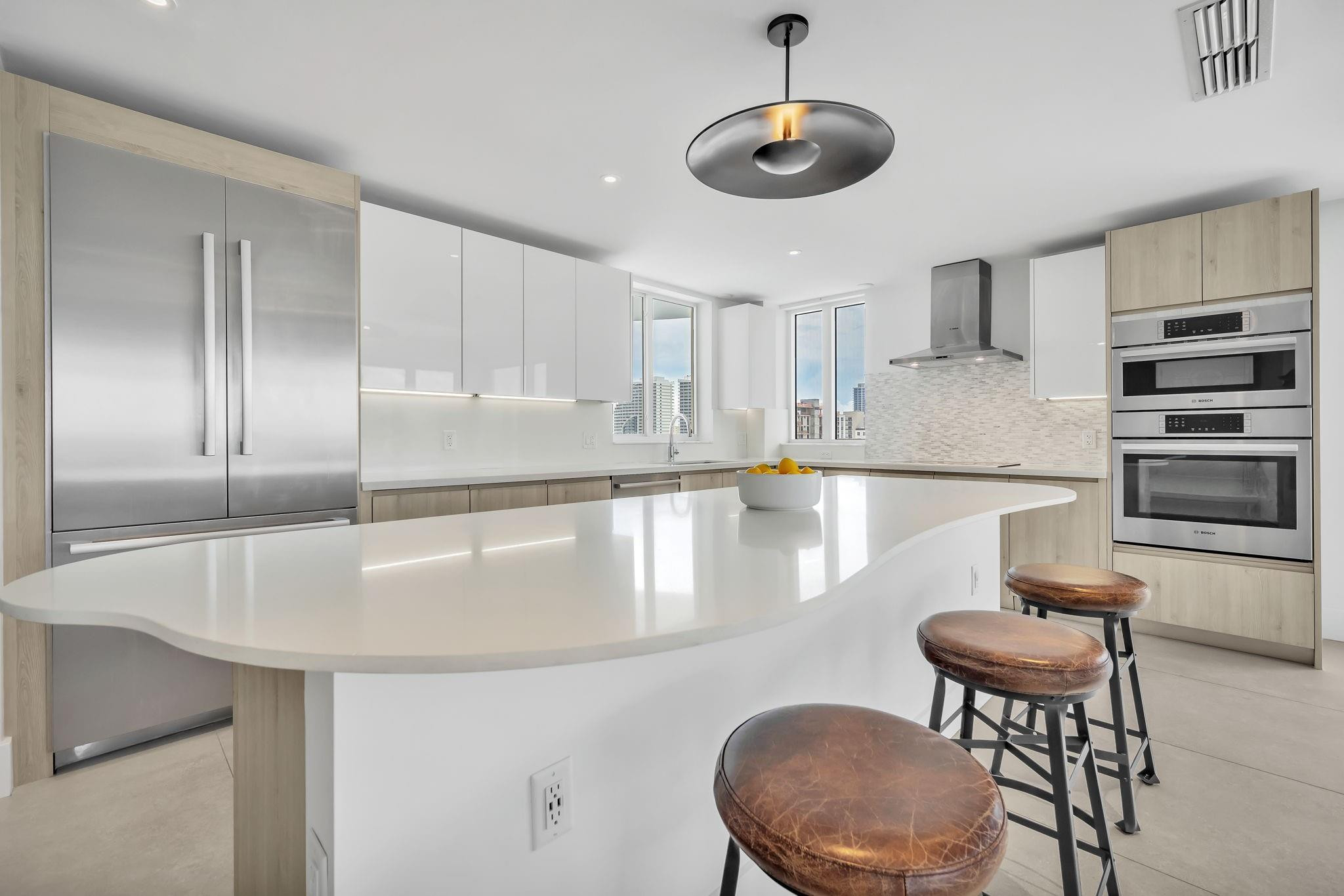 612 Bayshore Drive 802