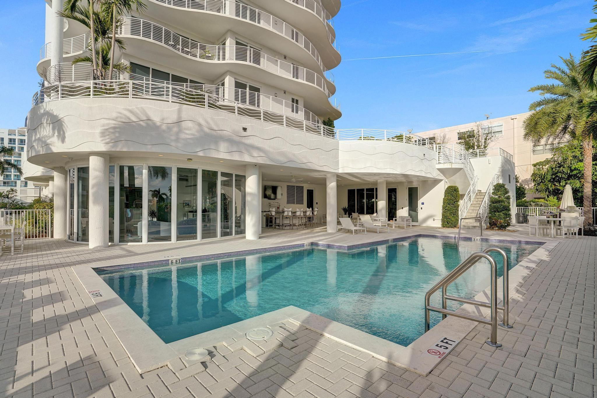 612 Bayshore Drive 802