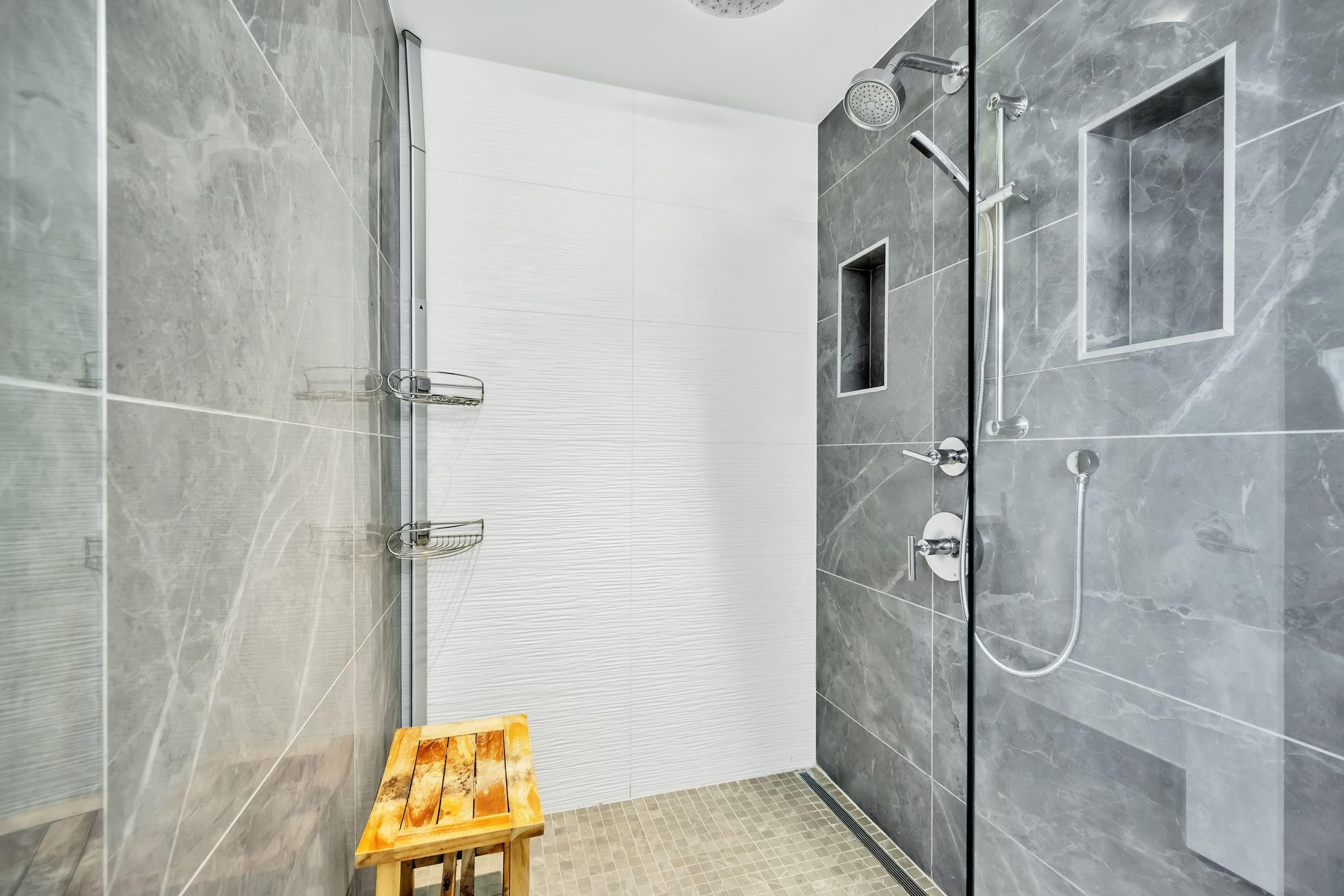 612 Bayshore Drive 802