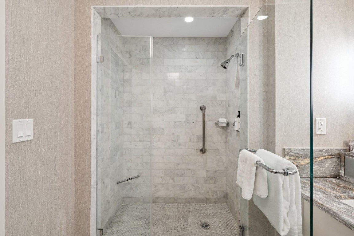 551 N Fort Lauderdale Beach H906