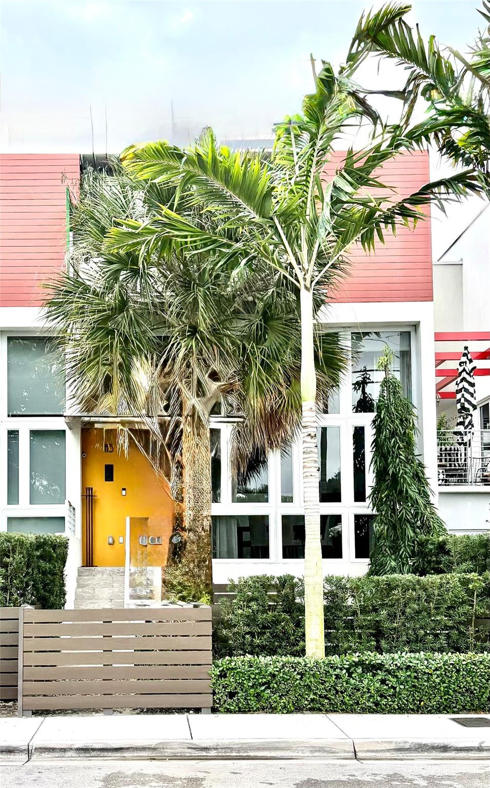 900 NE 4th Street A3