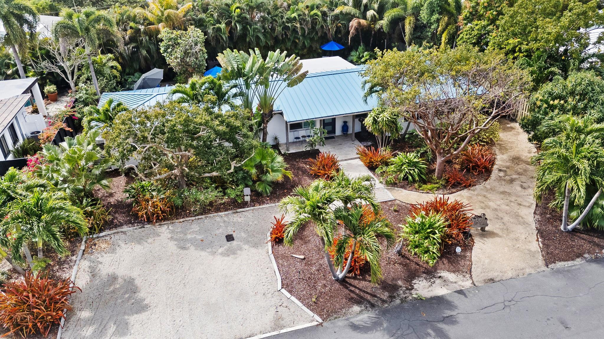 2520 Yacht Club Boulevard