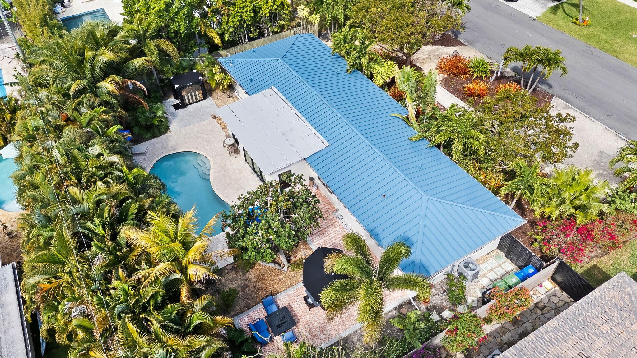 2520 Yacht Club Boulevard