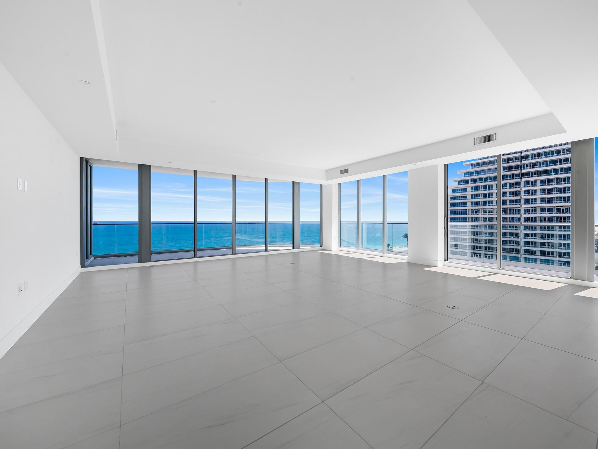 153 N Seabreeze Boulevard 1002