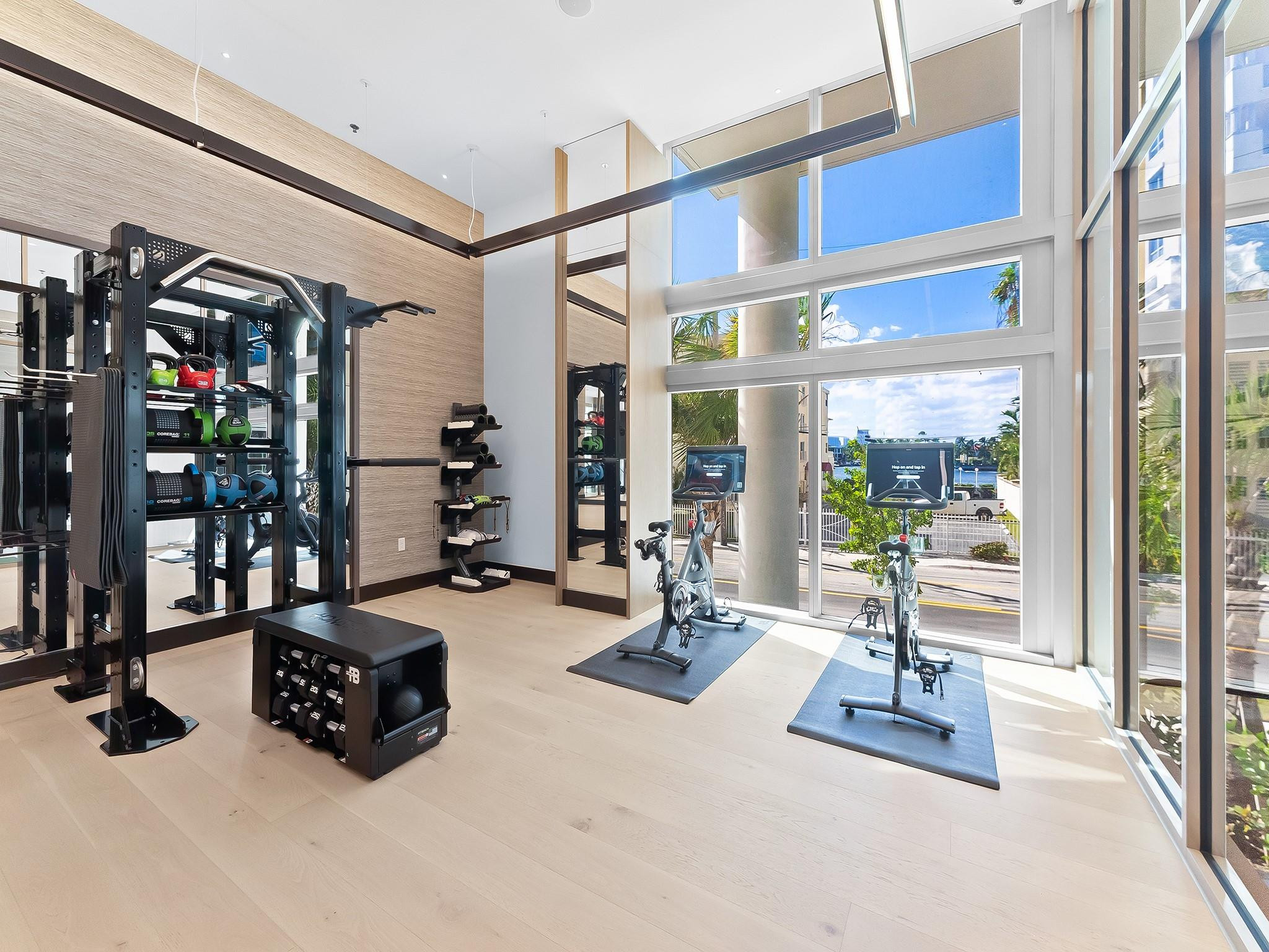 153 N Seabreeze Boulevard 1002