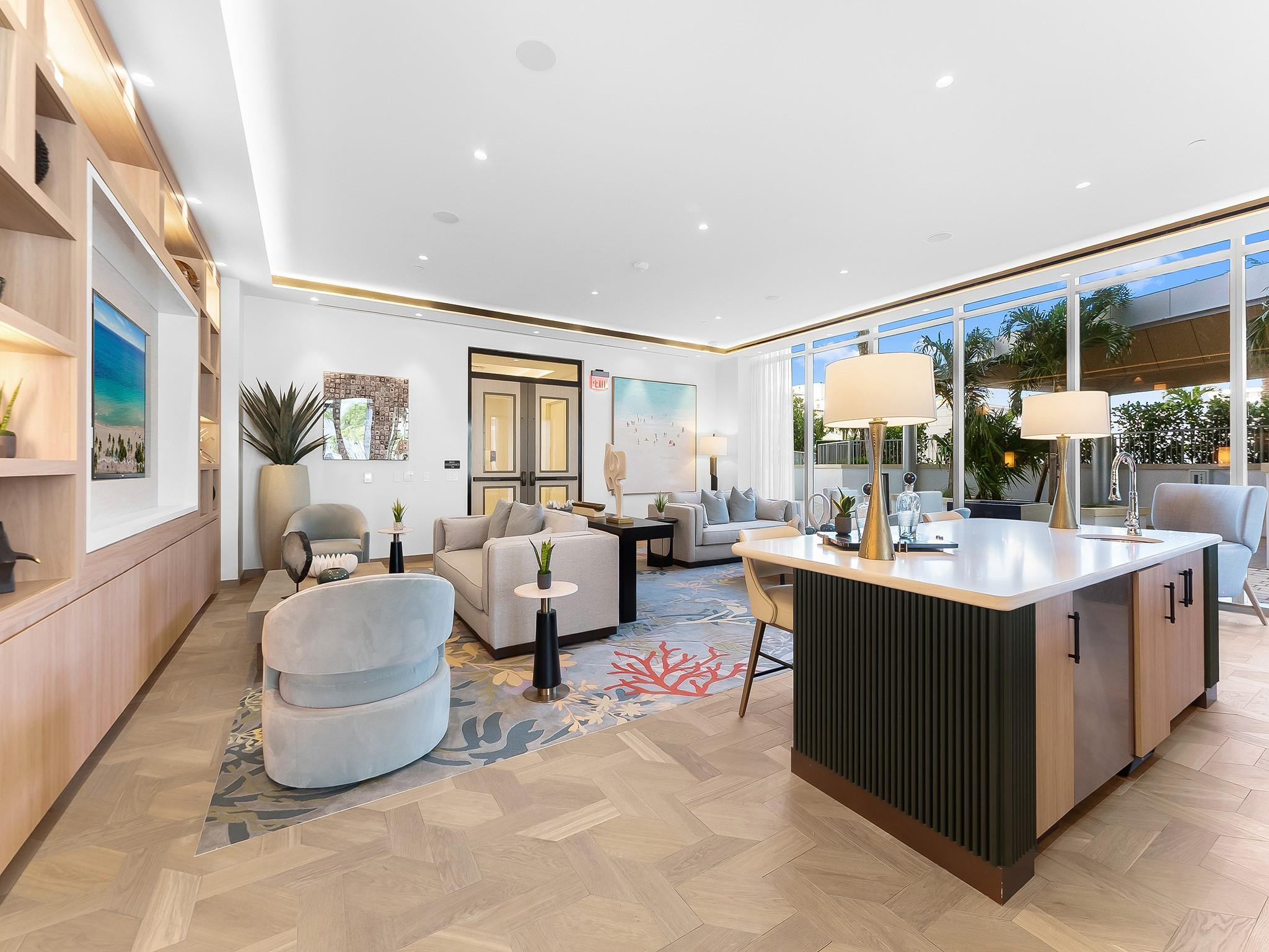 153 N Seabreeze Boulevard 1002