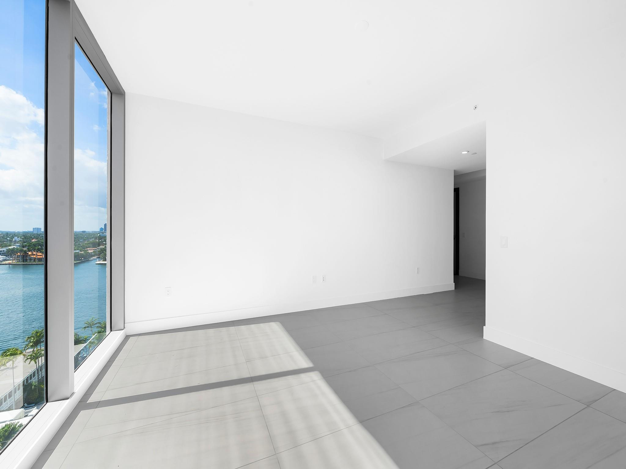 153 N Seabreeze Boulevard 1002