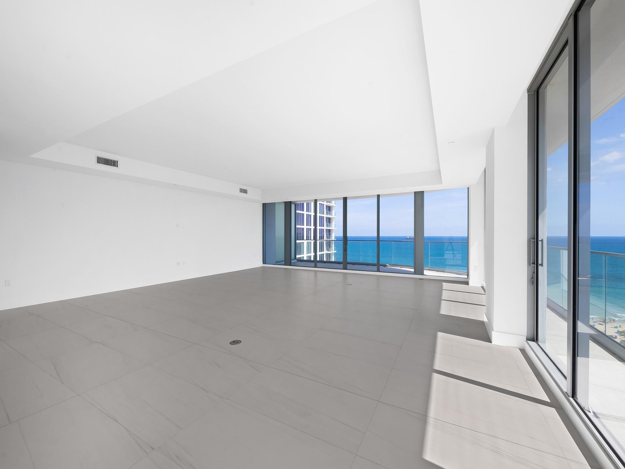 153 N Seabreeze Boulevard 1002