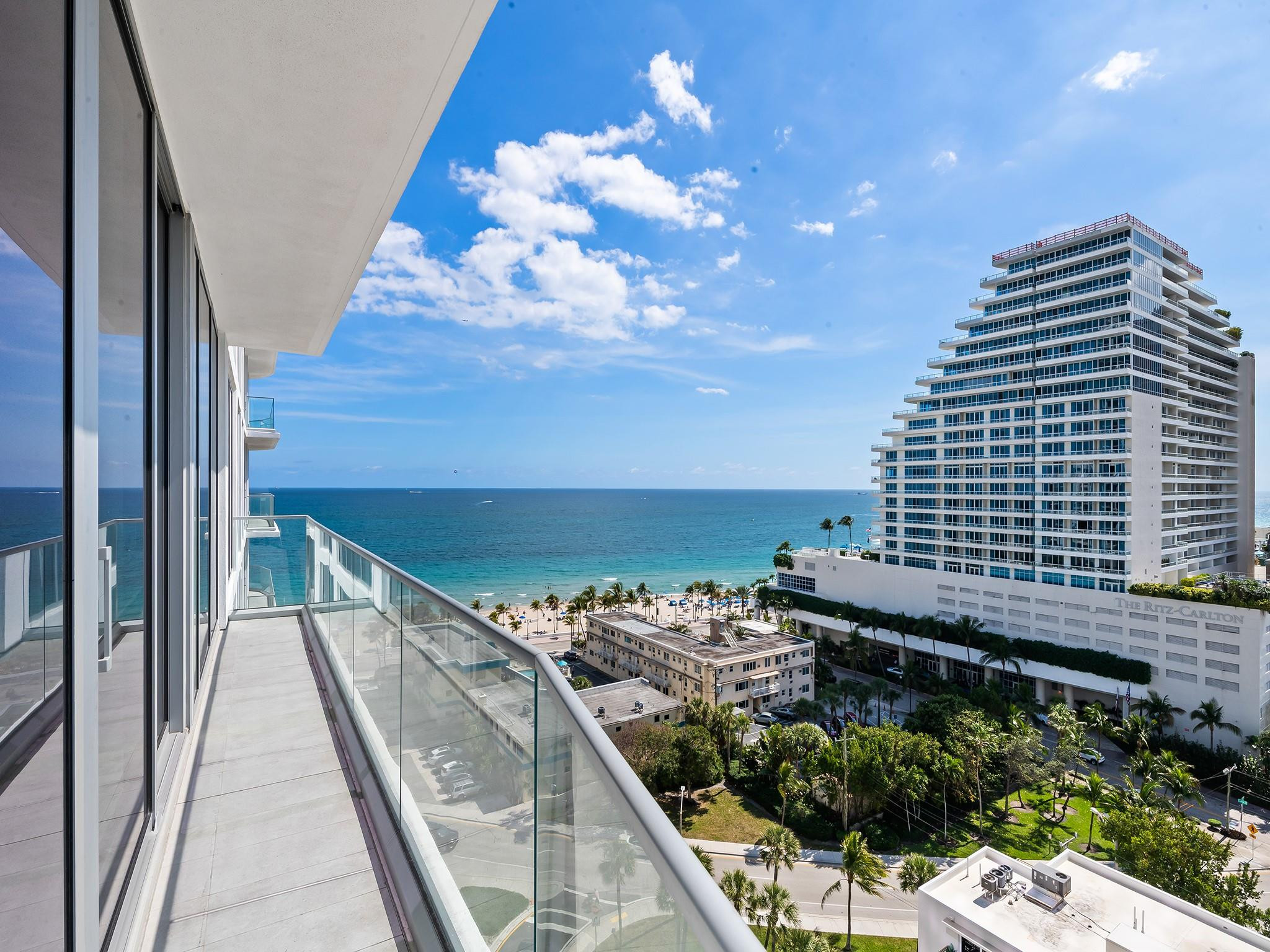 153 N Seabreeze Boulevard 1002