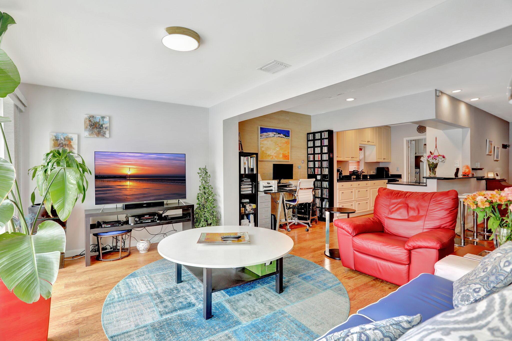 2402 SE 13th Court