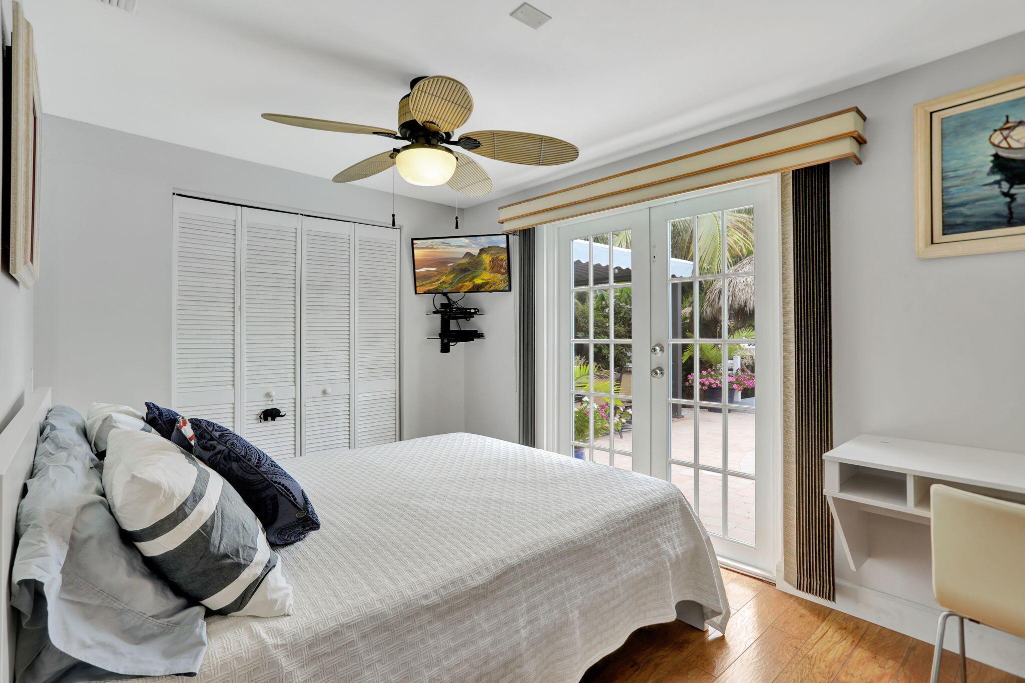 2402 SE 13th Court