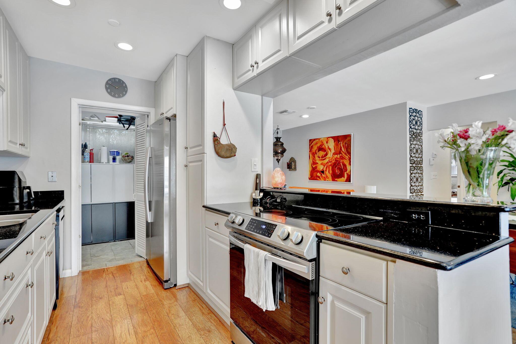 2402 SE 13th Court