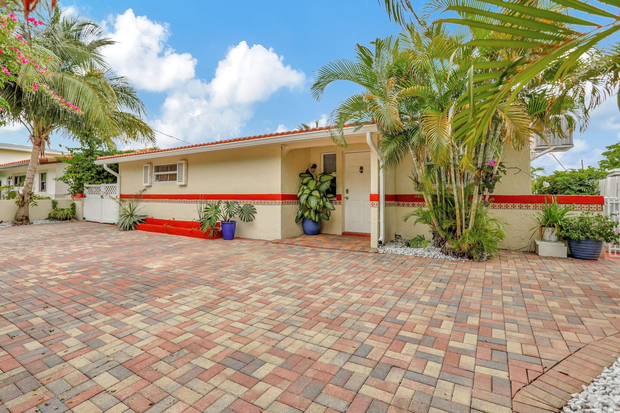 2402 SE 13th Court