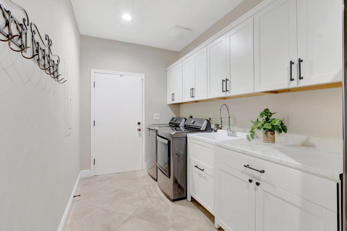 284 Florenada Terrace